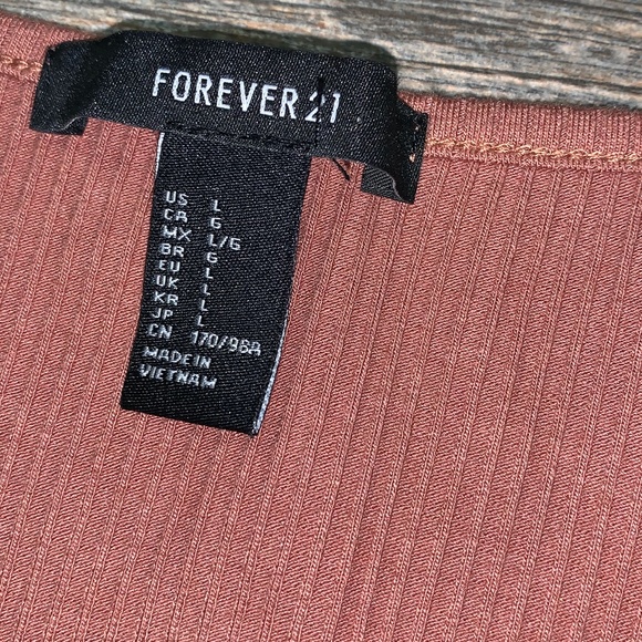 🍦Brown Long Sleeve Crop Top🍩 - Picture 4 of 5